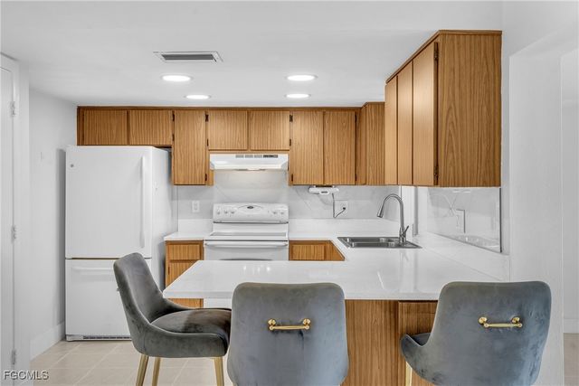 1957 Coral Point DR, Cape Coral, FL 33990