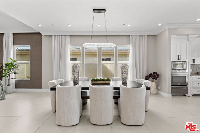 12419 Erwin Street, Valley Village, CA 91606