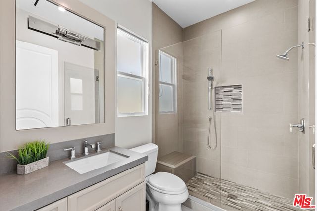 12419 Erwin Street, Valley Village, CA 91606