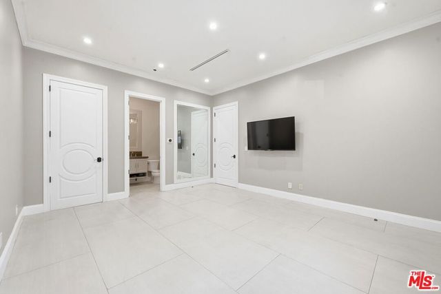 12419 Erwin Street, Valley Village, CA 91606