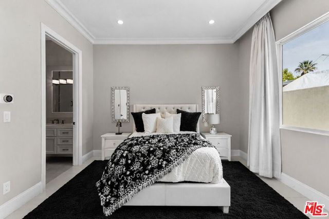 12419 Erwin Street, Valley Village, CA 91606