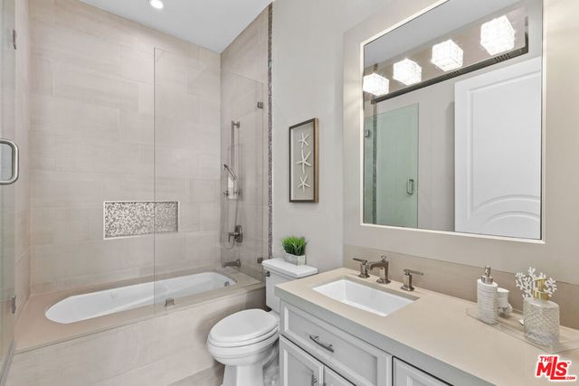 12419 Erwin Street, Valley Village, CA 91606