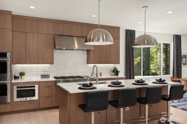 14889 Site 8 NE 2nd Court, Bellevue, WA 98007