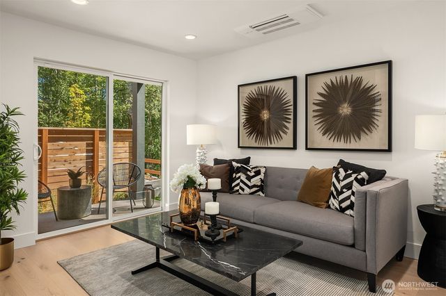 14889 Site 8 NE 2nd Court, Bellevue, WA 98007