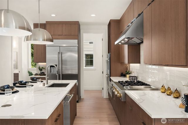 14889 Site 8 NE 2nd Court, Bellevue, WA 98007