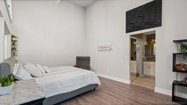 6228 Caminito Araya, San Diego, CA 92122