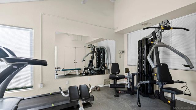 6228 Caminito Araya, San Diego, CA 92122