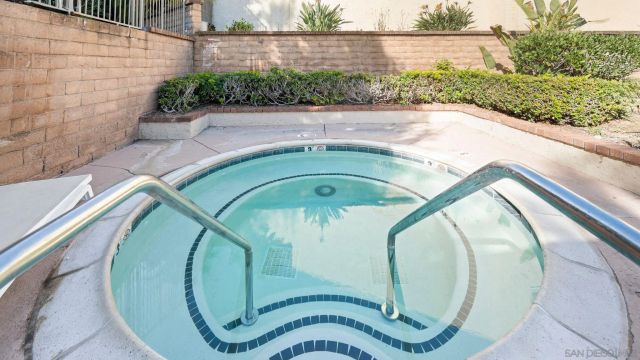 6228 Caminito Araya, San Diego, CA 92122