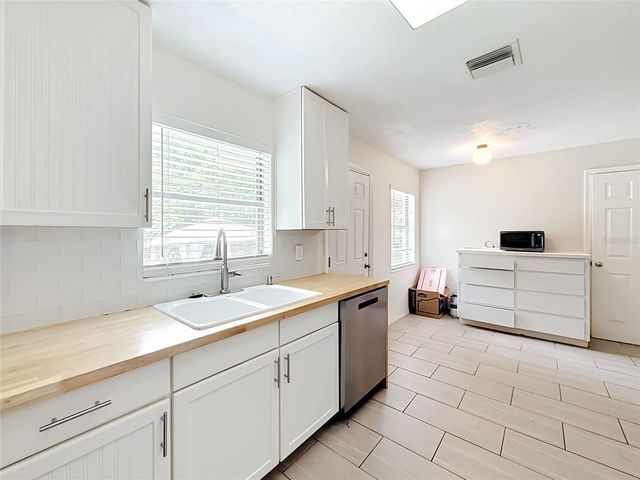 1405 PEMBROOK DRIVE, Leesburg, FL 34748
