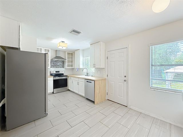 1405 PEMBROOK DRIVE, Leesburg, FL 34748