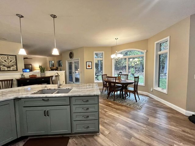 6125 Lakeshore, Montague Twp, MI 49437