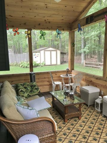 6125 Lakeshore, Montague Twp, MI 49437