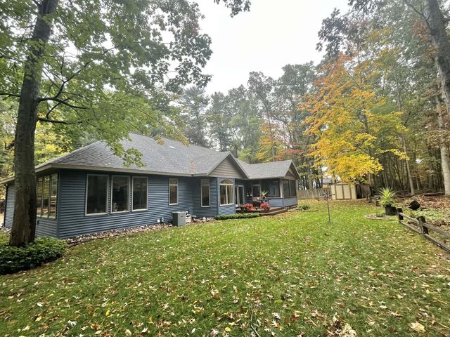 6125 Lakeshore, Montague Twp, MI 49437