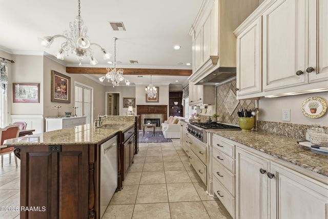 306 Arabella Boulevard, Lafayette, LA 70508