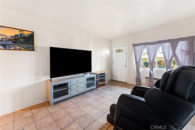 696 Illinois Avenue, Beaumont, CA 92223