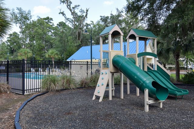 196 Grand Oaks Drive, Ladson, SC 29456