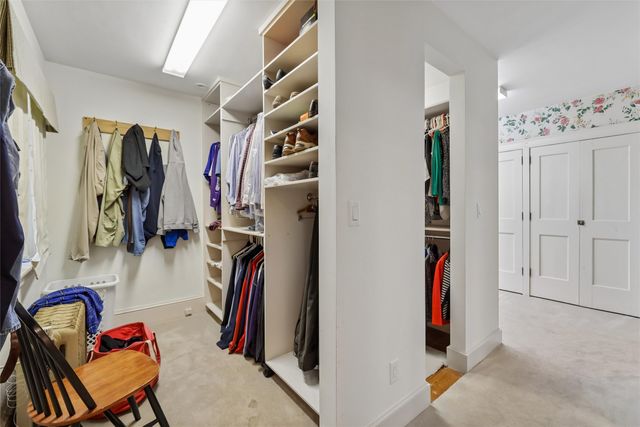 100 37th Street, Des Moines, IA 50312