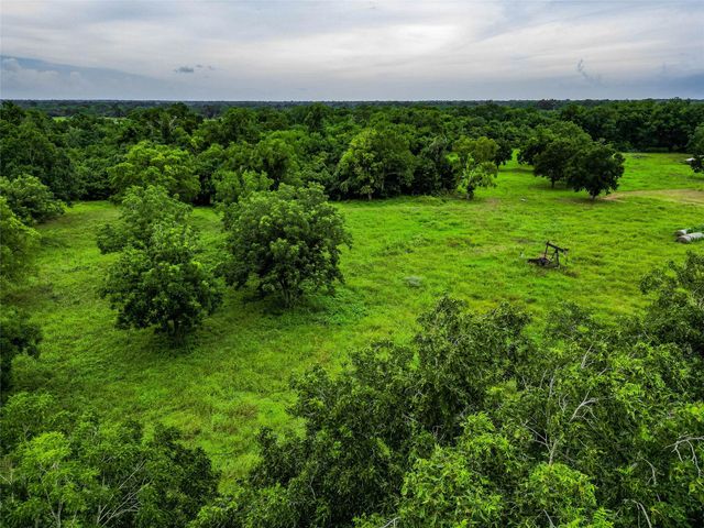 38929 Sampson Road, Brookshire, TX 77423