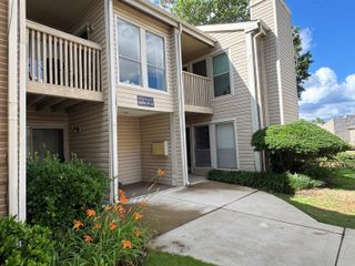 6692 Whispering Oak Pl Apt 3, Memphis, TN 38120
