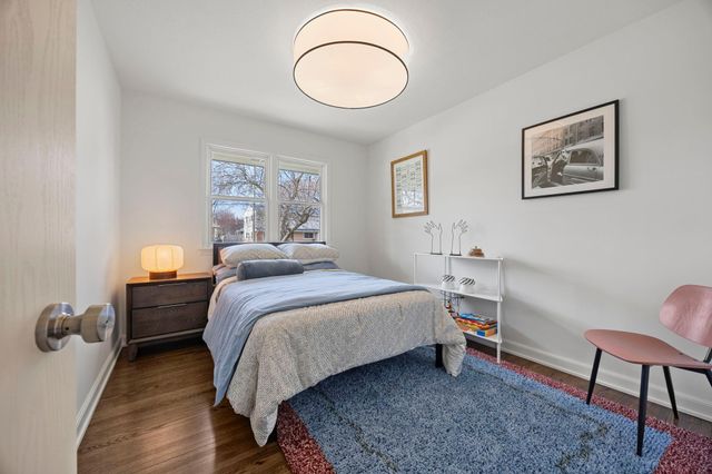 2809 Townview Avenue NE, Saint Anthony, MN 55418