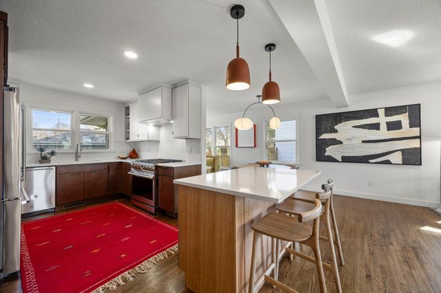 2809 Townview Avenue NE, Saint Anthony, MN 55418