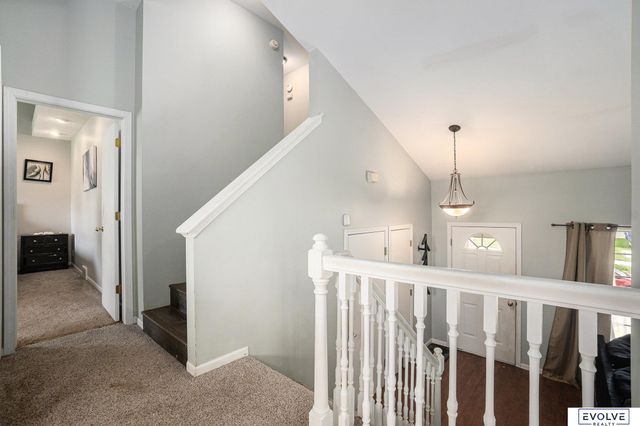 8402 Hanover Street, Omaha, NE 68122