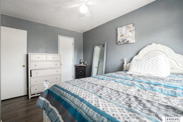 8402 Hanover Street, Omaha, NE 68122