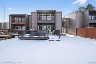 526 W Rockwell Street, Fenton, MI 48430