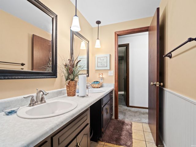 6926 Rockcroft Court, Fort Wayne, IN 46835