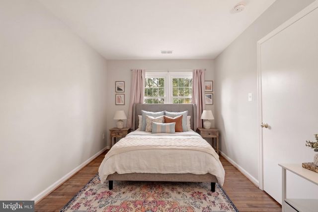 6003 QUEENSTON ST, Springfield, VA 22152