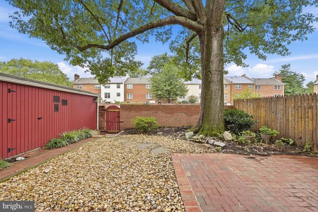6003 QUEENSTON ST, Springfield, VA 22152