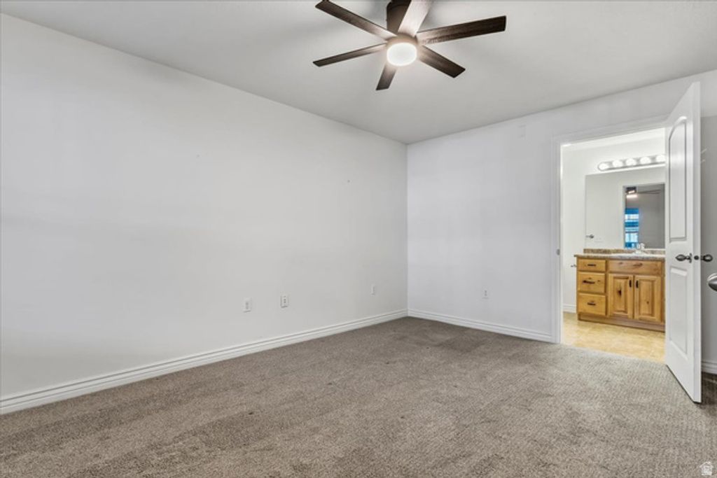 Image 11 of property listing at 11763 S CURRANT DR #101, South Jordan, UT 84009