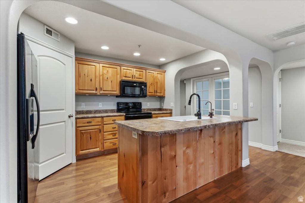 Image 5 of property listing at 11763 S CURRANT DR #101, South Jordan, UT 84009