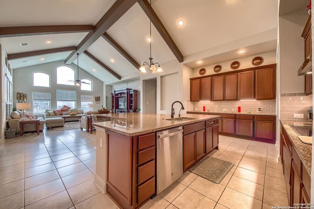 3209 Harvest Hill Blvd, Marion, TX 78124