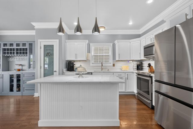 3225 Toll Gate Road, Lexington, KY 40509