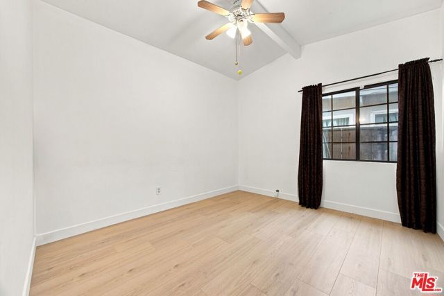 6848 Sylvia Avenue, Los Angeles, CA 91335