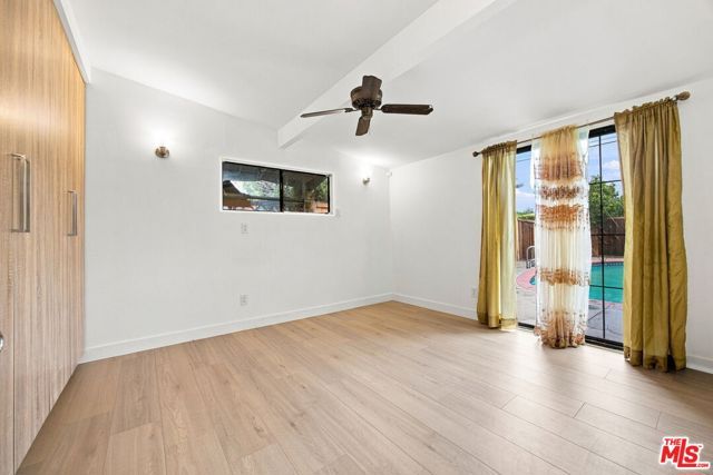 6848 Sylvia Avenue, Los Angeles, CA 91335