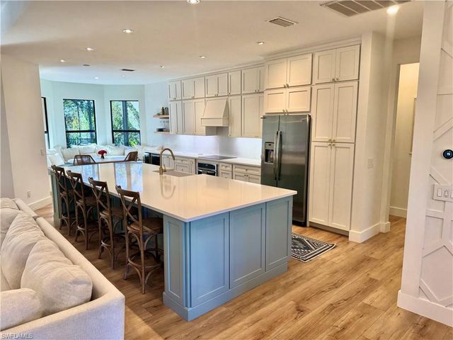 28360 Del Lago WAY, Bonita Springs, FL 34135