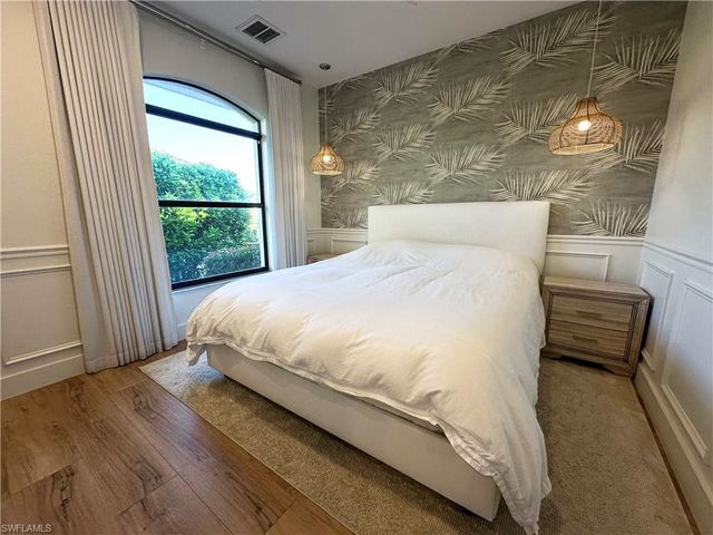 28360 Del Lago WAY, Bonita Springs, FL 34135