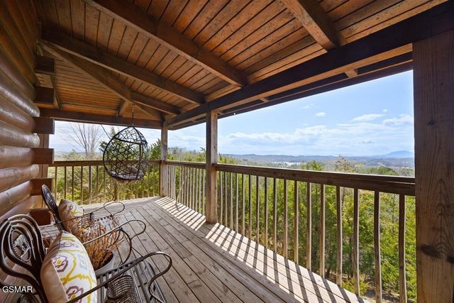 936 Buck Way, Sevierville, TN 37876