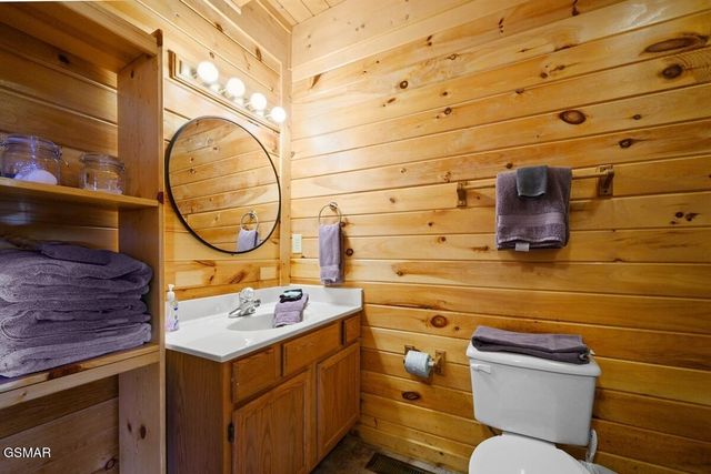 936 Buck Way, Sevierville, TN 37876