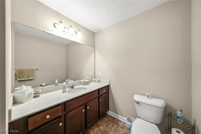 1930 Fairways Drive, Streetsboro, OH 44241