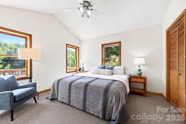 5 Johns Street, Asheville, NC 28806