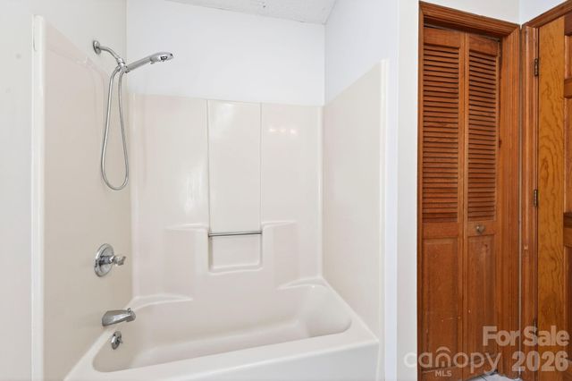 5 Johns Street, Asheville, NC 28806