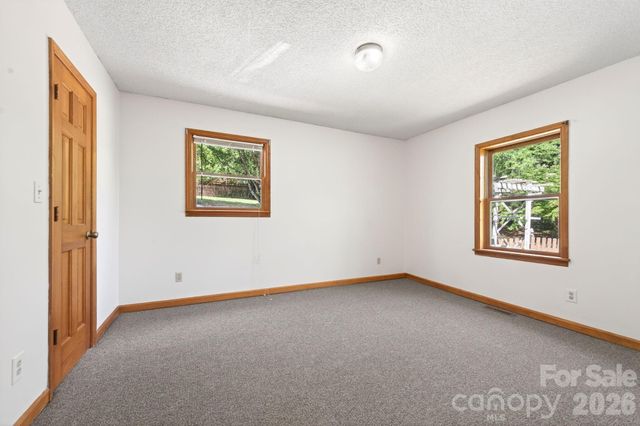 5 Johns Street, Asheville, NC 28806