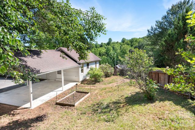 5 Johns Street, Asheville, NC 28806