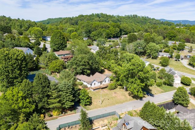 5 Johns Street, Asheville, NC 28806