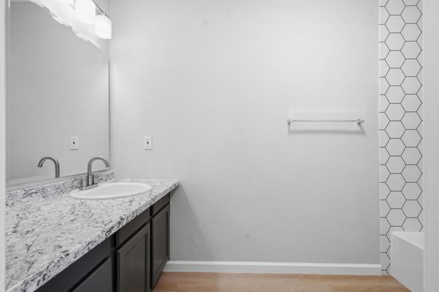 5728 Pinon Vista DR, Austin, TX 78724