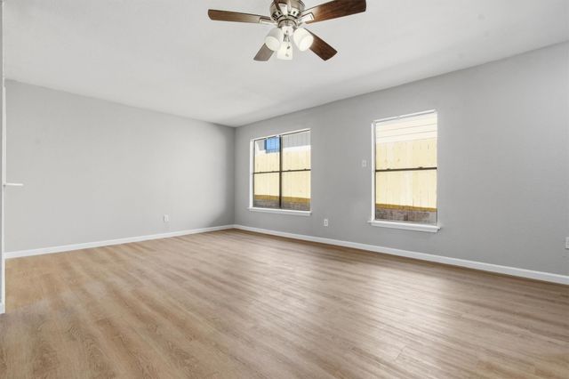 5728 Pinon Vista DR, Austin, TX 78724