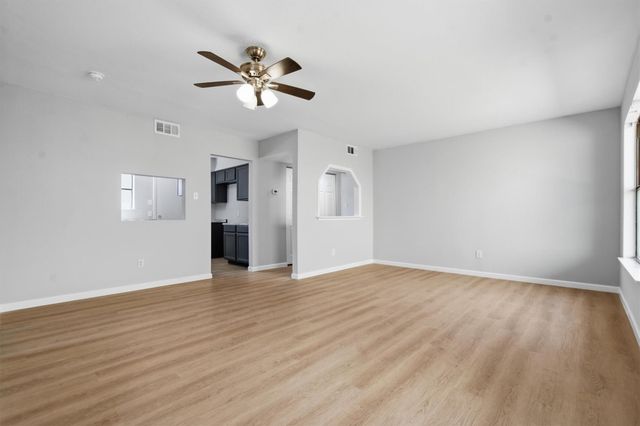 5728 Pinon Vista DR, Austin, TX 78724